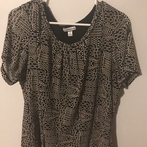 Croft and Barrow women’s plus size shirt. Size 2X